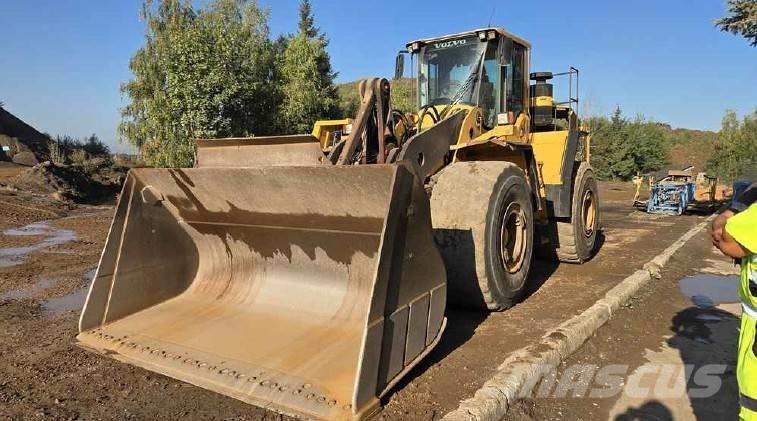 Volvo L 220 F Læssemaskiner på hjul