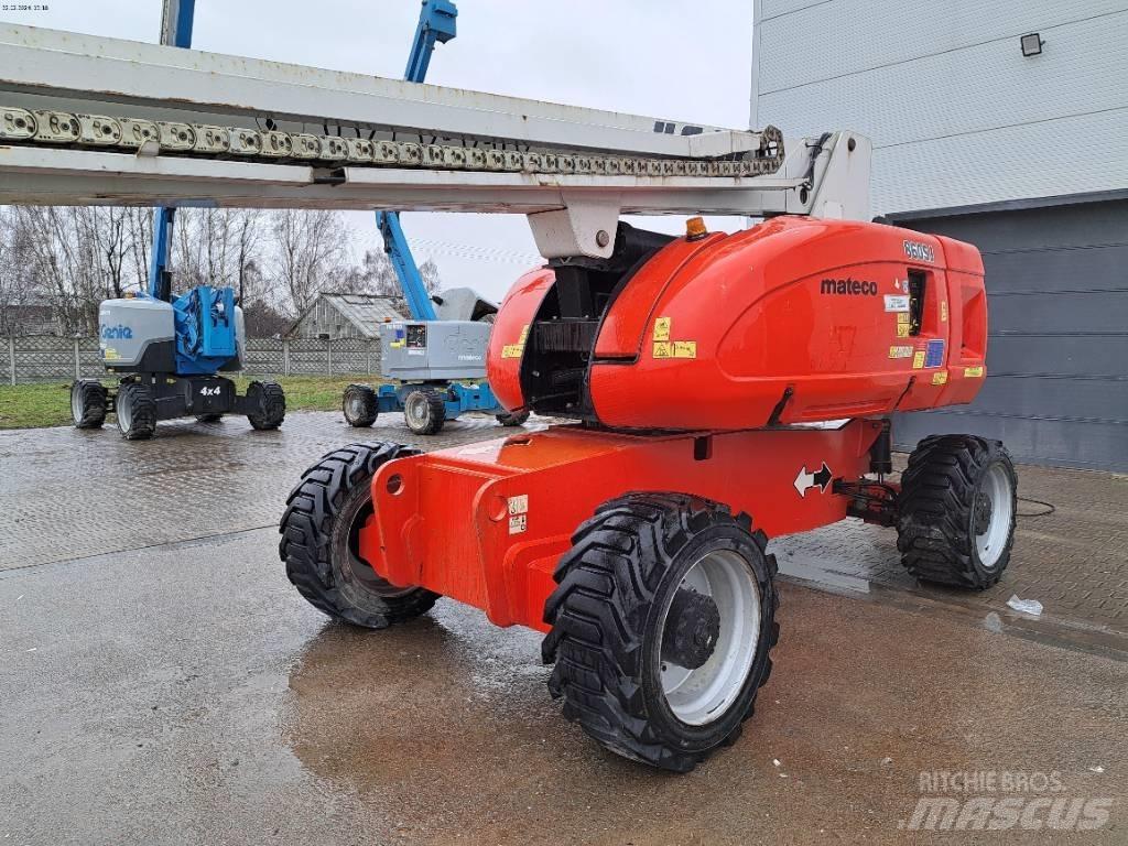 JLG 860 SJ Teleskoplifte