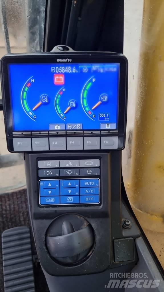Komatsu PC 210 LC-10 Gravemaskiner på larvebånd