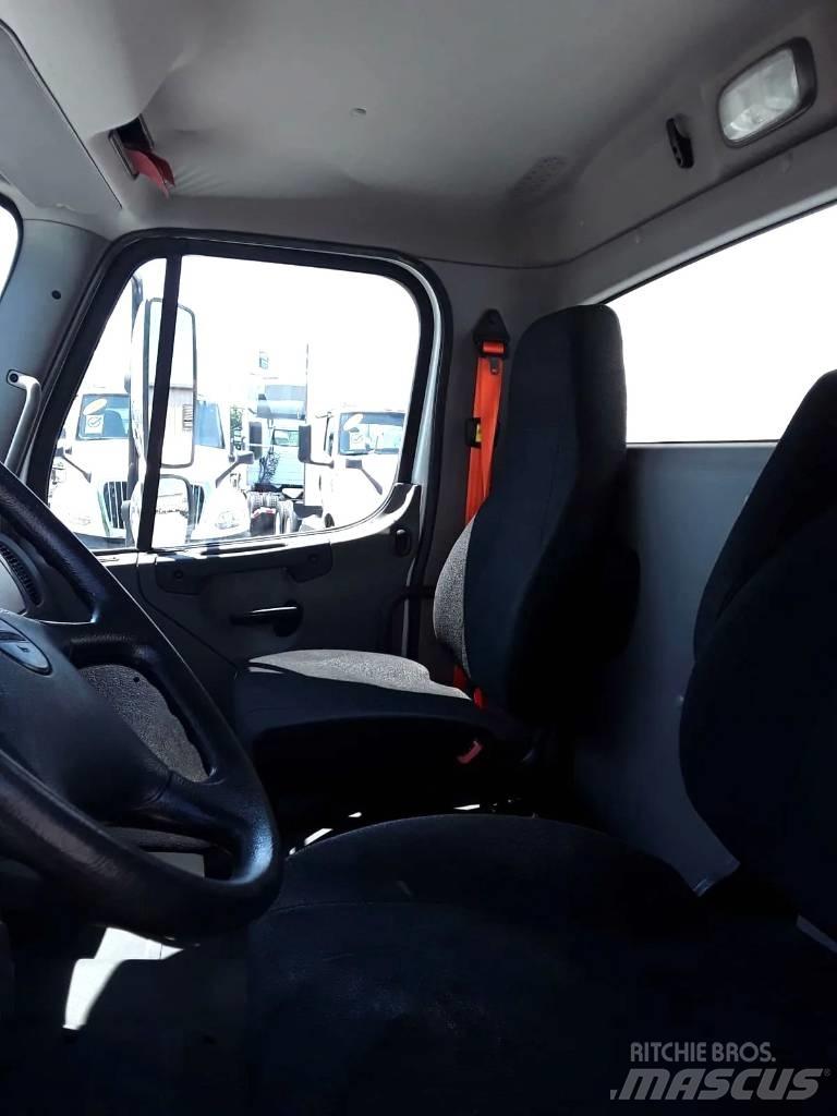 Freightliner M2 Lastbiler til transport af drikkevarer