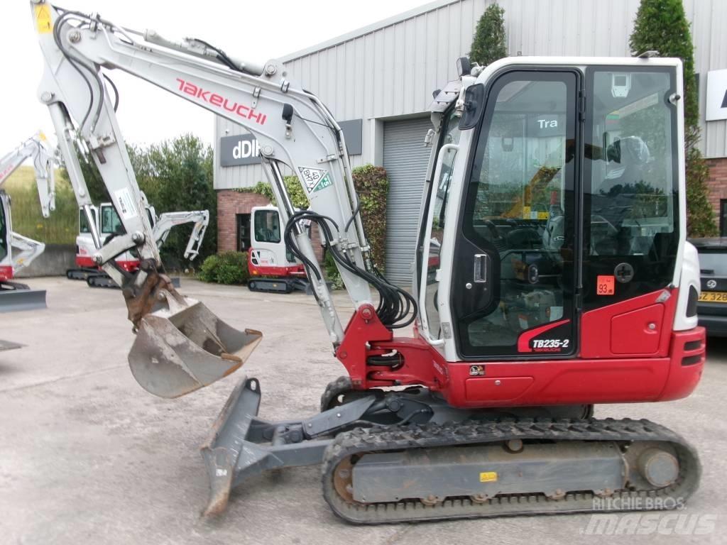 Takeuchi TB235-2 Minigravemaskiner
