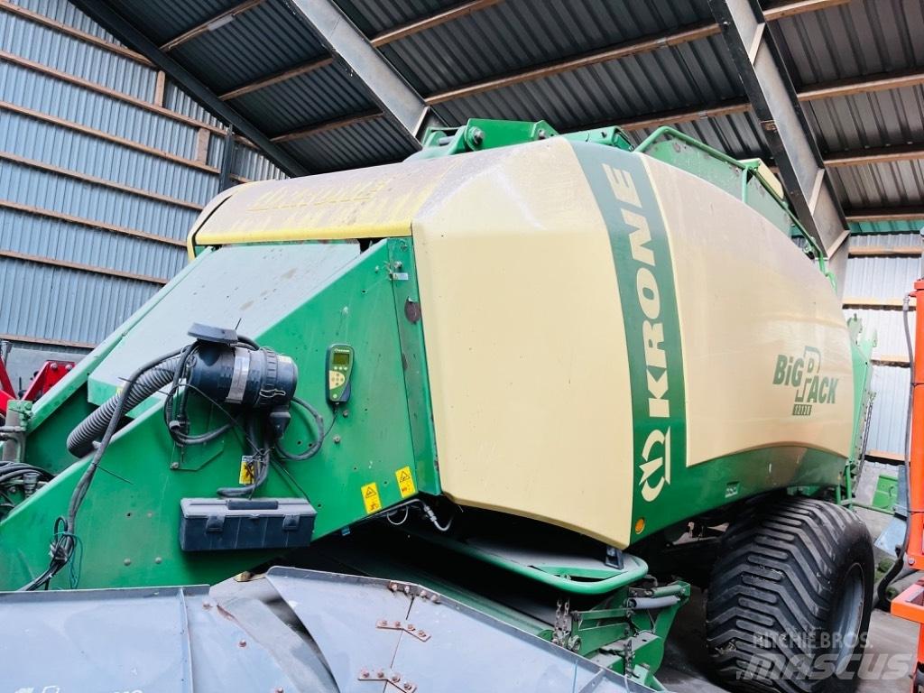 Krone Big Pack 12130 Pressere til firkantede baller