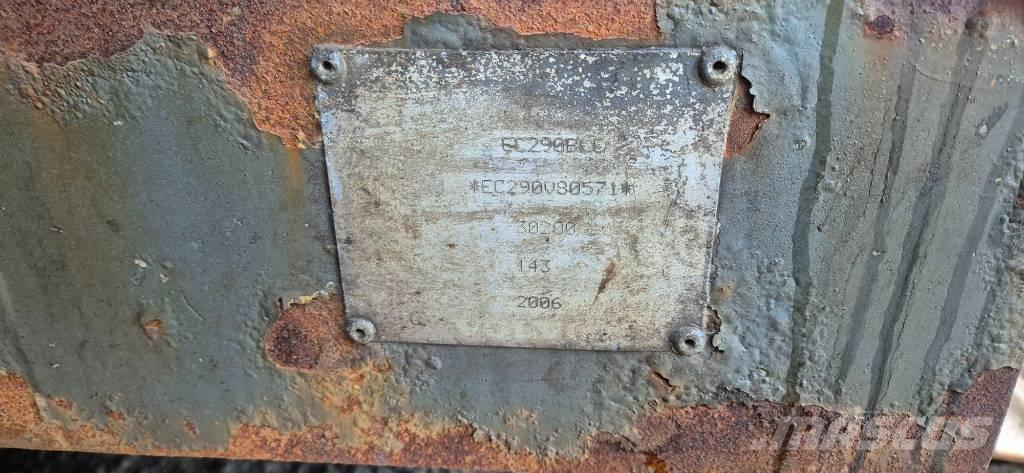 Volvo EC 290 B LC Gravemaskiner på larvebånd