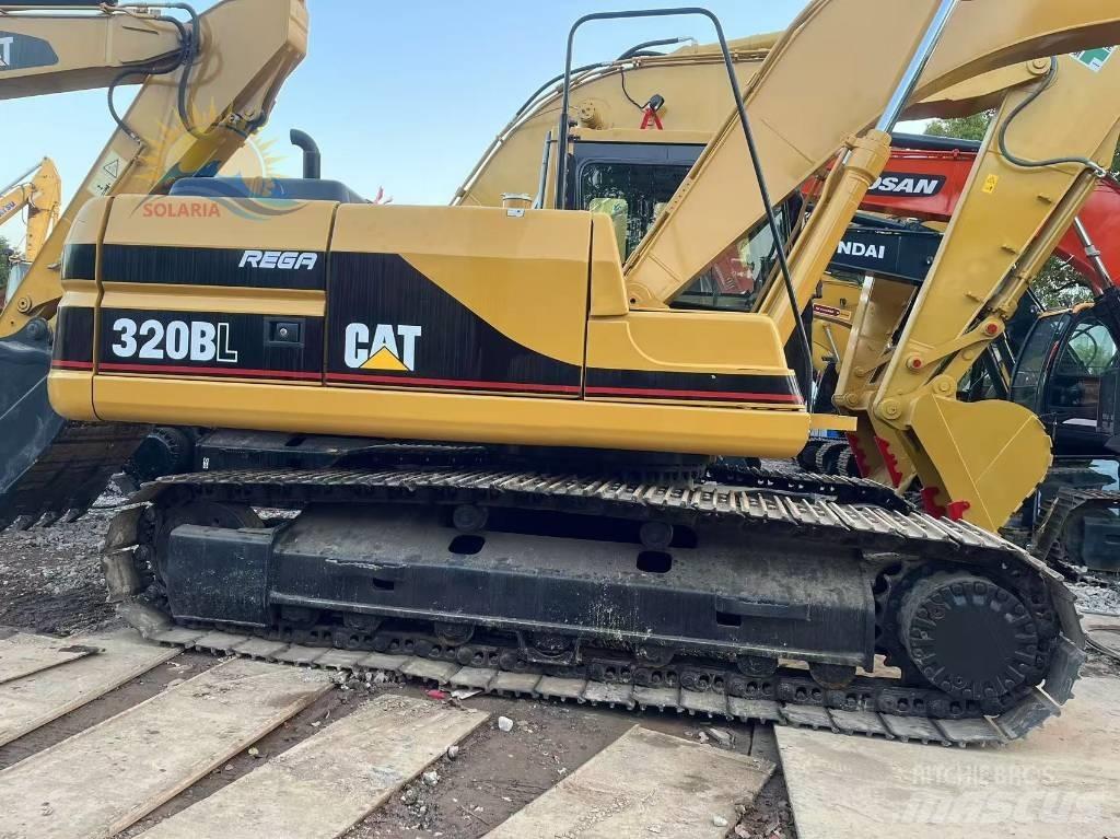 CAT 320 B L Gravemaskiner på larvebånd