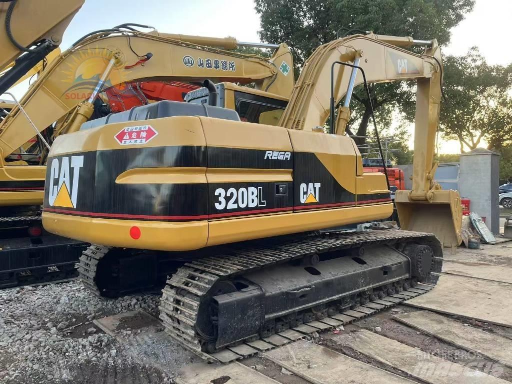 CAT 320 B L Gravemaskiner på larvebånd