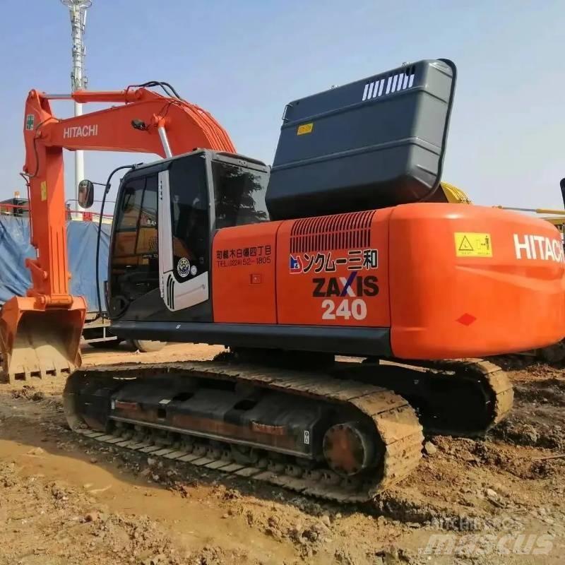 Hitachi ZX 240 Gravemaskiner på larvebånd