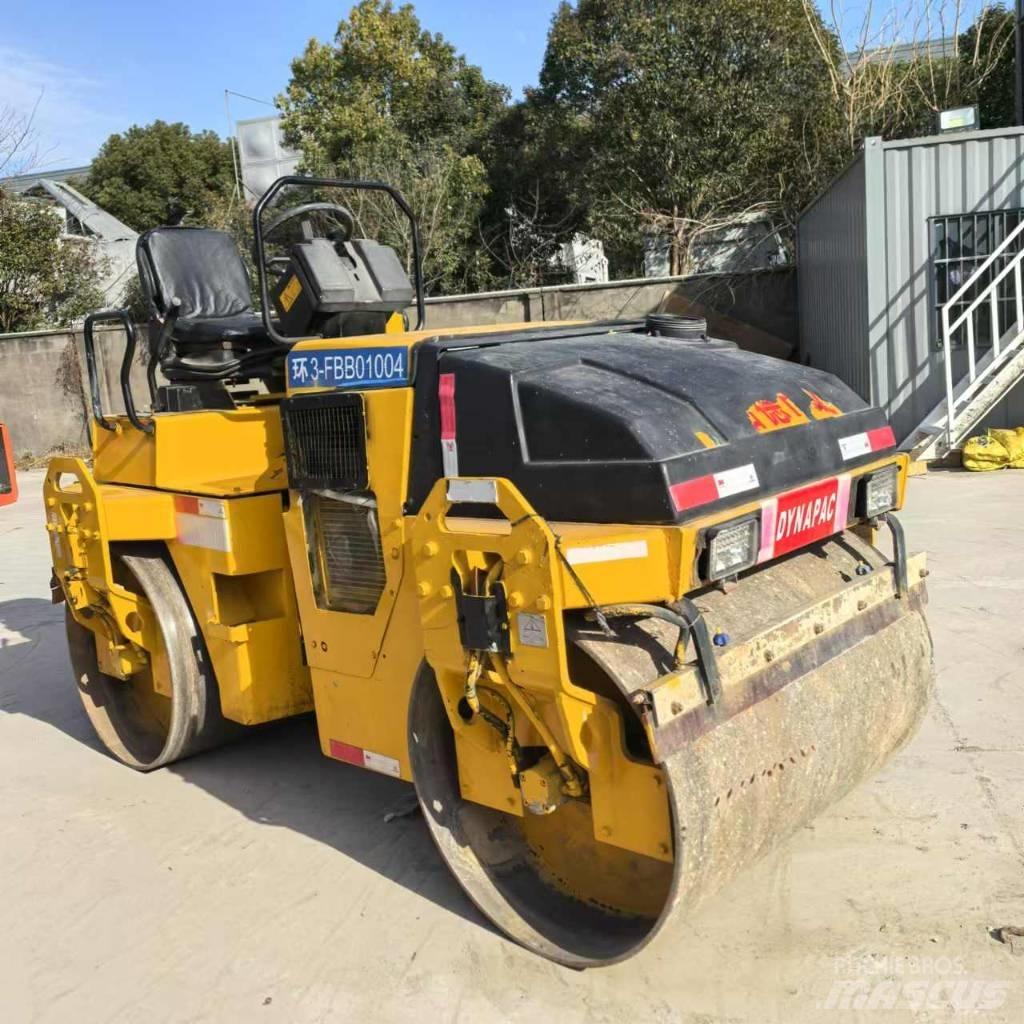Dynapac CC 142 Tvilling tromle
