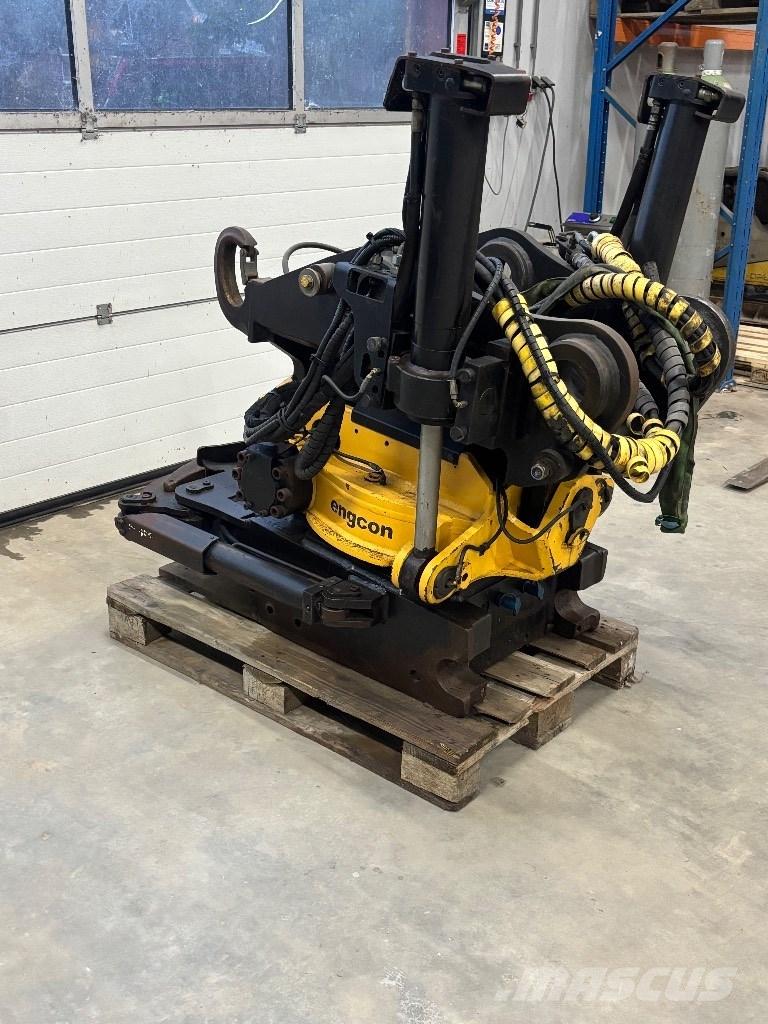 Engcon Ec30 s80gr30 Gravemaskiner på larvebånd