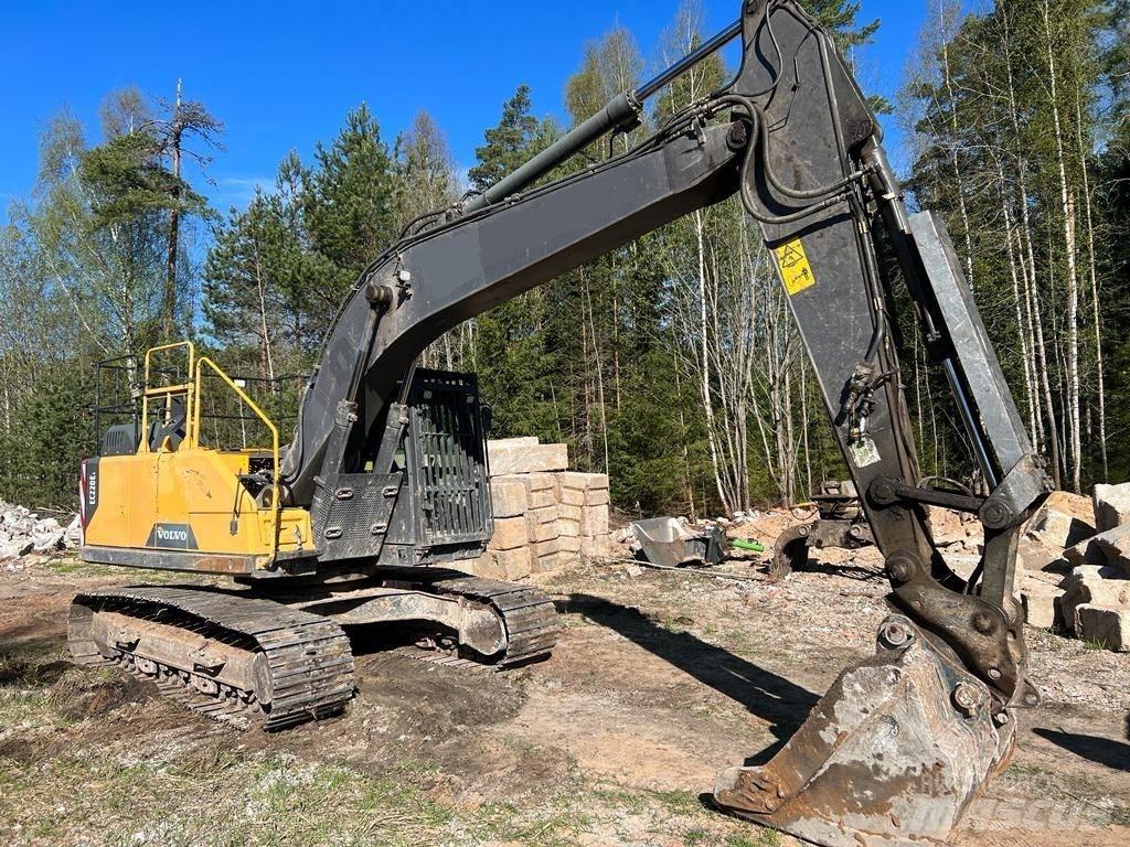 Volvo EC 220 EL Gravemaskiner på larvebånd
