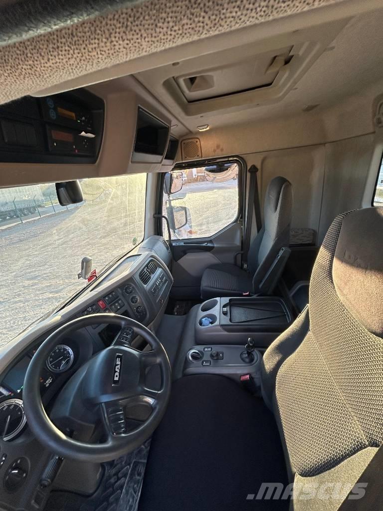 DAF LF 320 FA Lastbiler med containerramme / veksellad