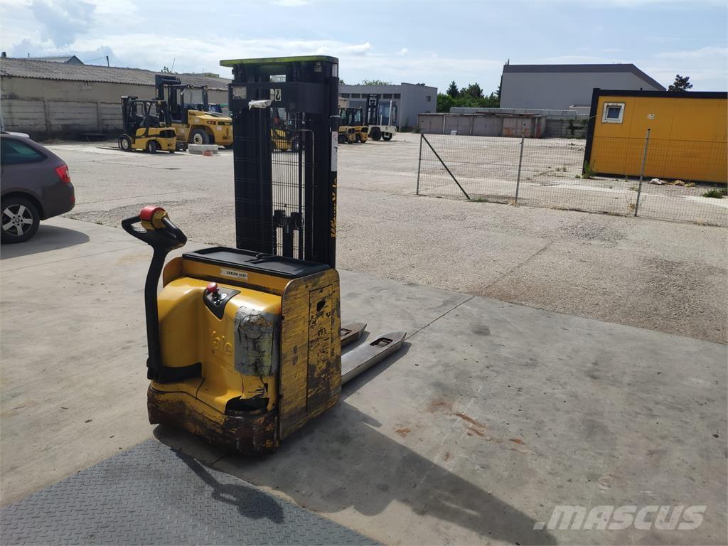 Yale MS16 AC Selvkørende stablere