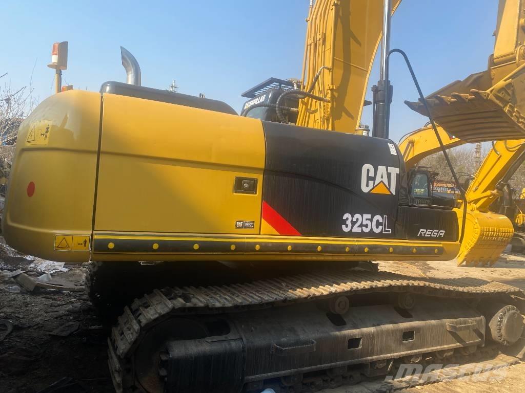CAT 325 CL Gravemaskiner på larvebånd