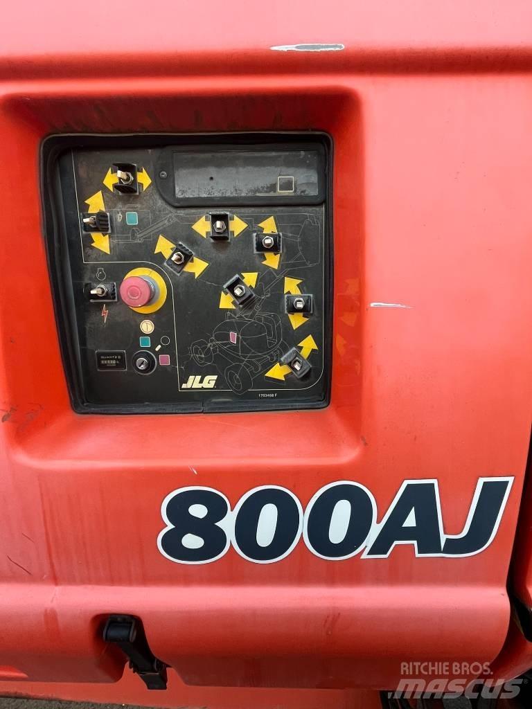 JLG 800 AJ Bomlifte med knækarm