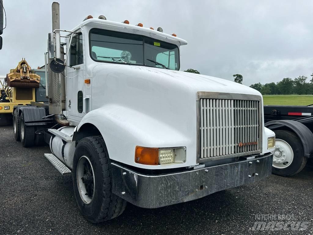 International 9400 Renovationslastbiler