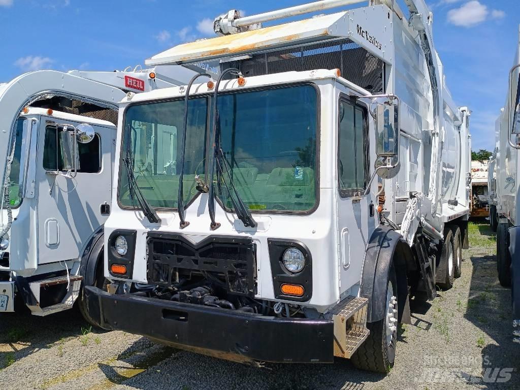 Mack MRU 613 Renovationslastbiler