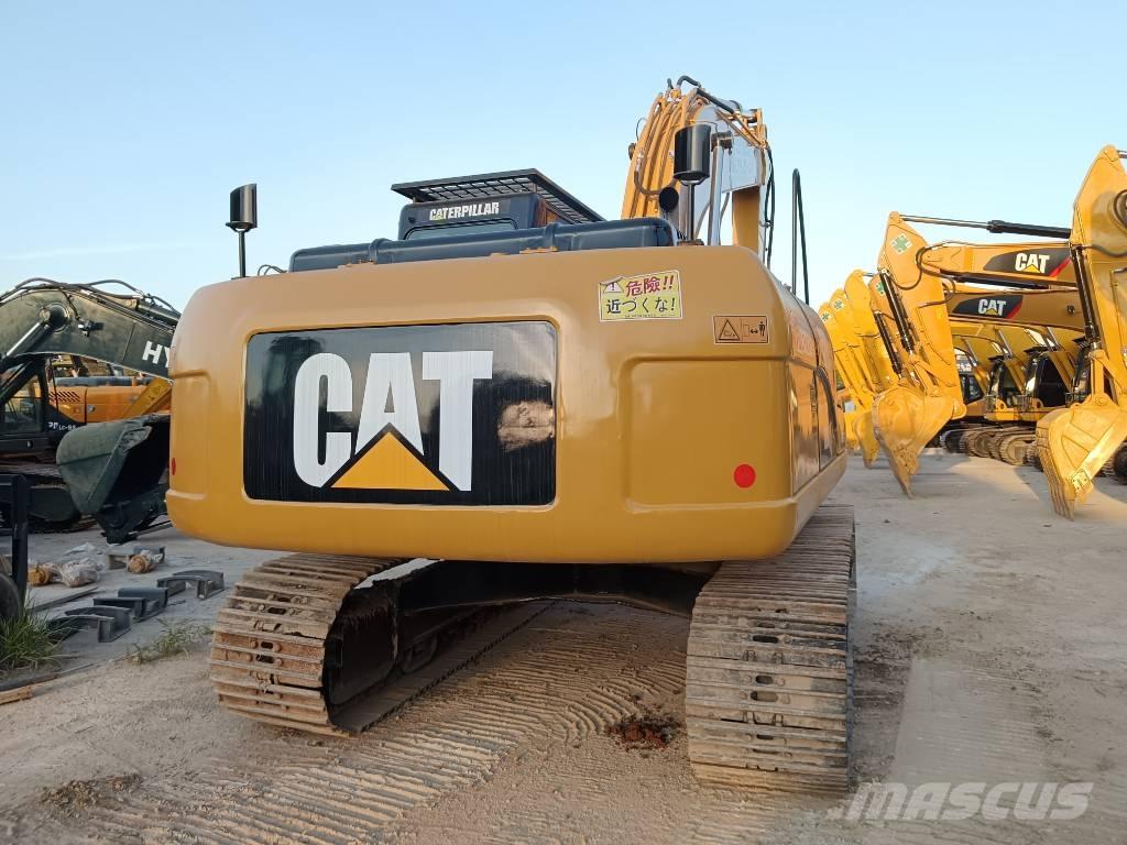 CAT 320D2 Gravemaskiner på larvebånd