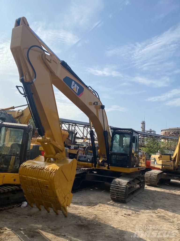 CAT 330 D Gravemaskiner på larvebånd