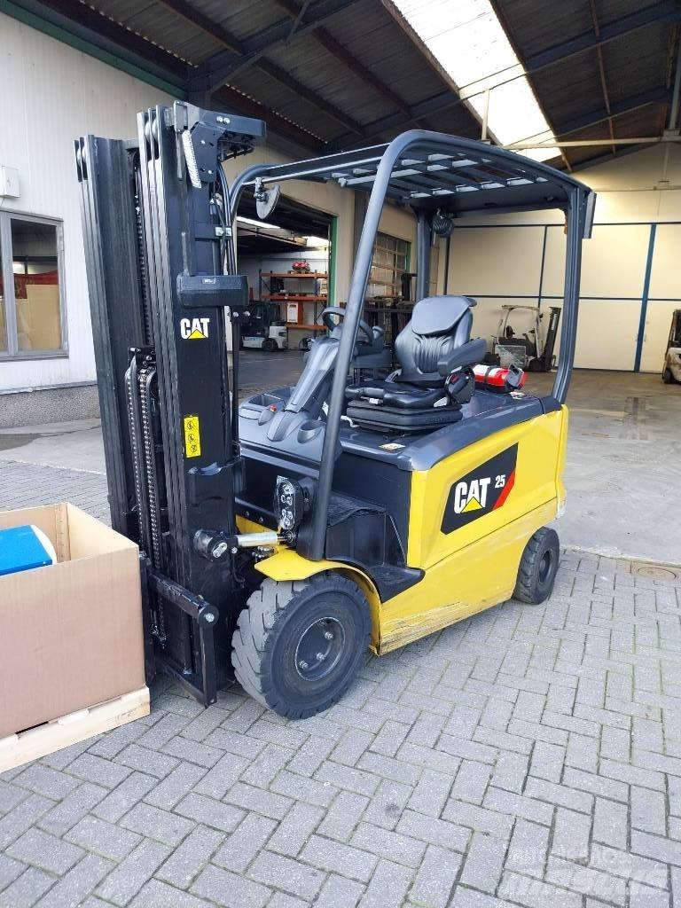 CAT EP25CN El gaffeltrucks