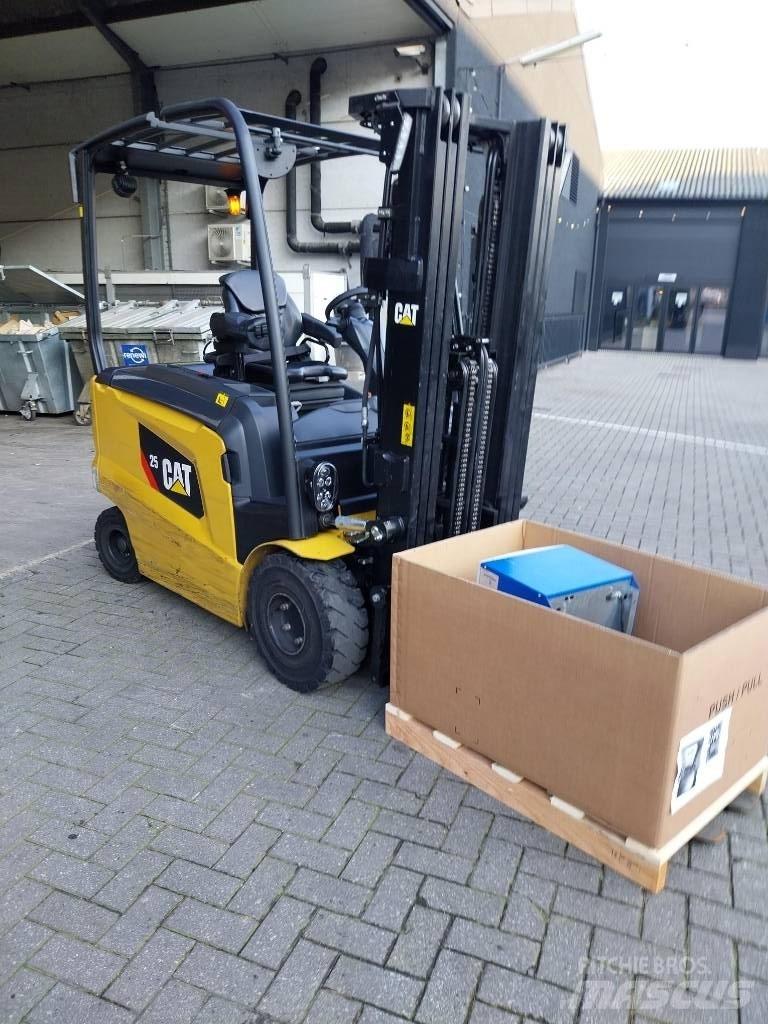 CAT EP25CN El gaffeltrucks