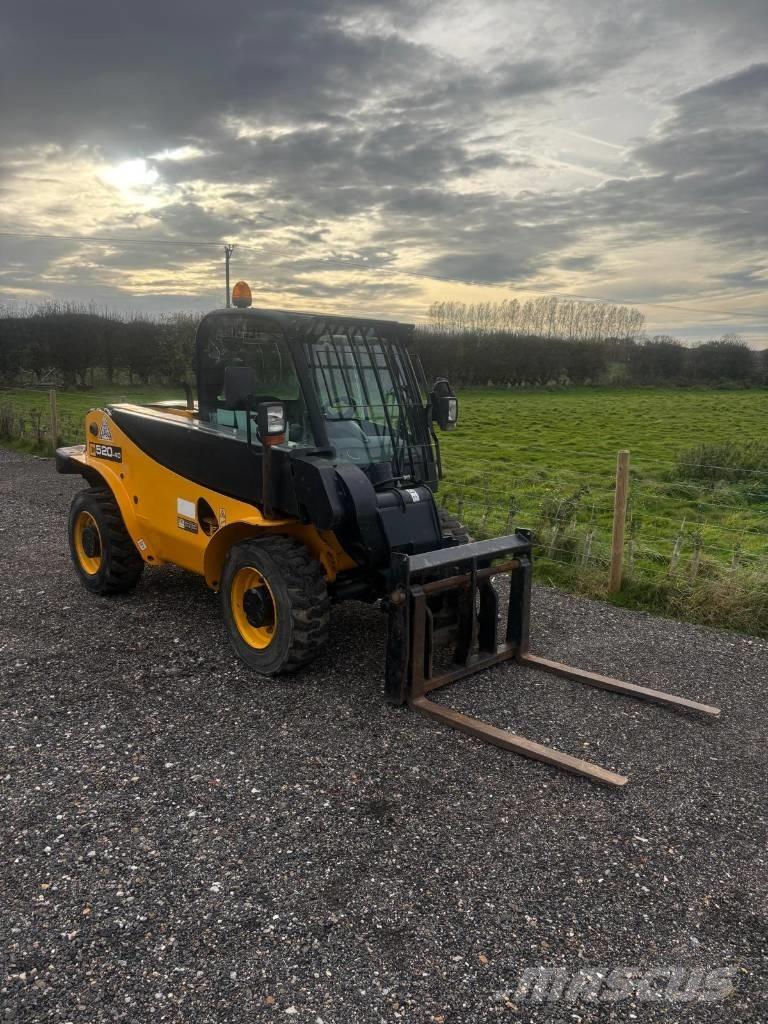 JCB 520-40 Teleskoplæssere