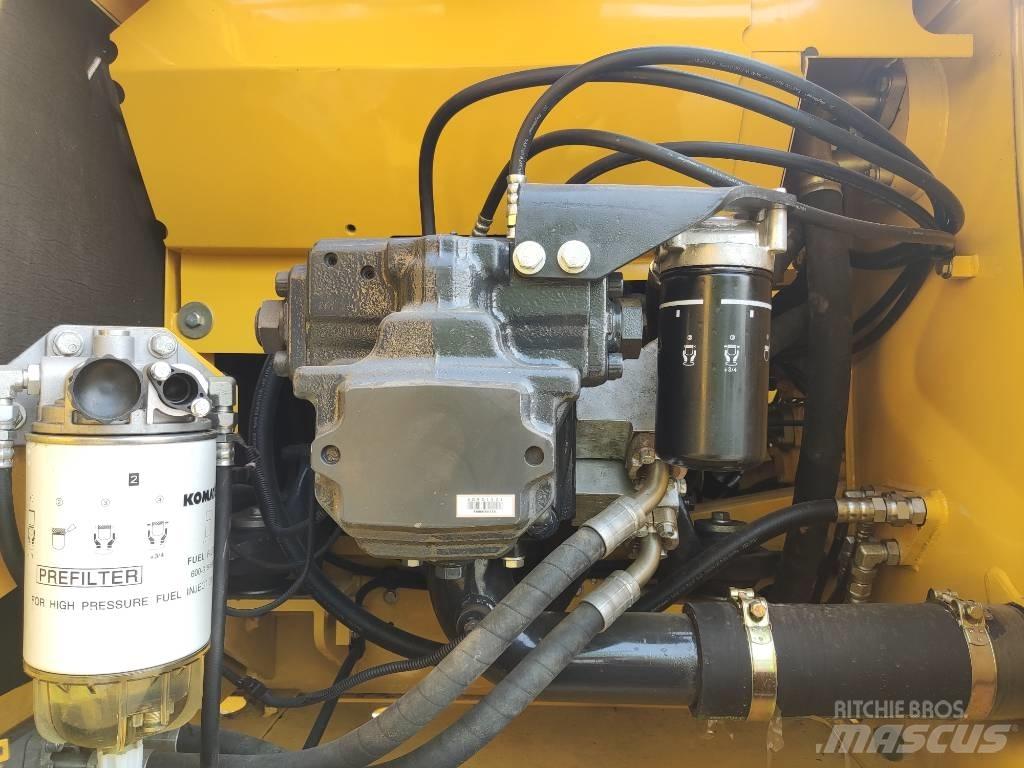 Komatsu PC 200-8 Gravemaskiner på larvebånd