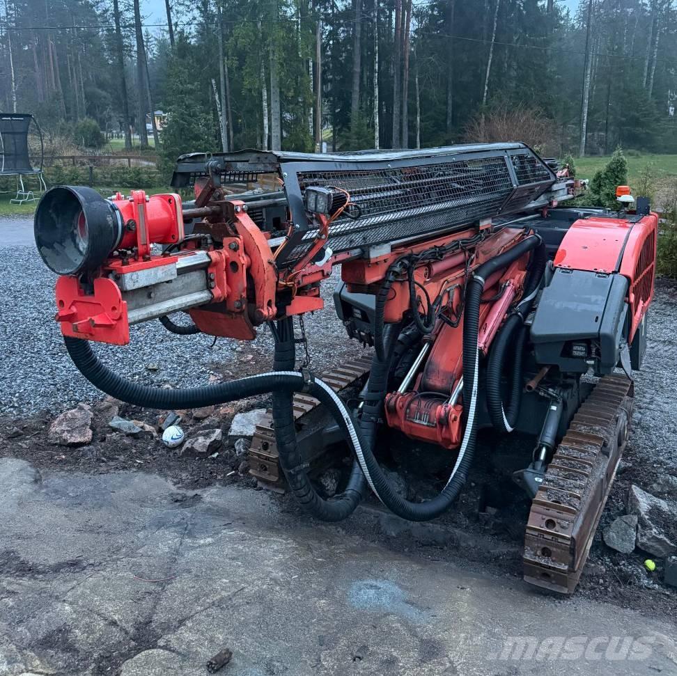 Sandvik Dino DC400 Overfladeboreudstyr / Borerigge