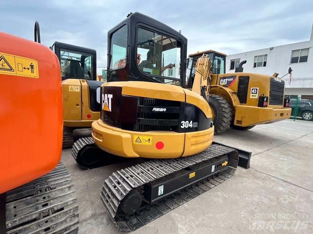 CAT 304 Gravemaskiner på larvebånd