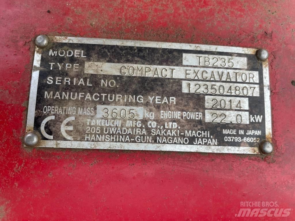 Takeuchi TB 235 Minigravemaskiner
