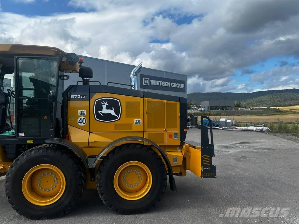 John Deere 672 GP Vejhøvle / Gradere