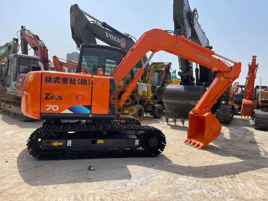 Hitachi ZX 70 Midi-gravemaskiner 7t - 12t