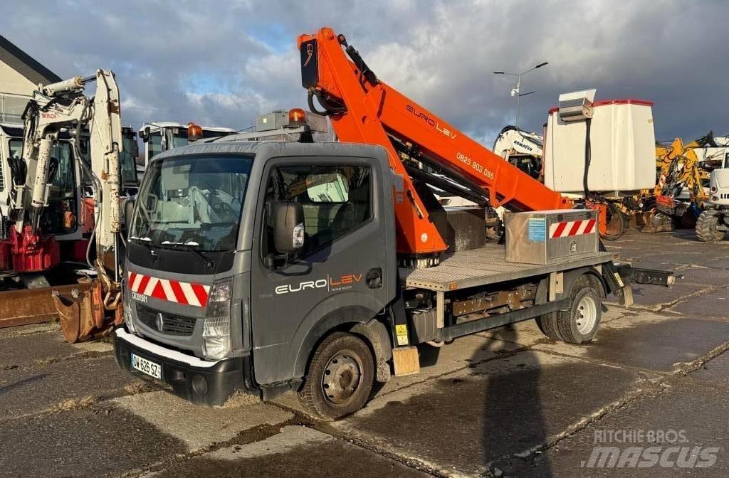 Renault Maxity 120 Andre lifte og platforme