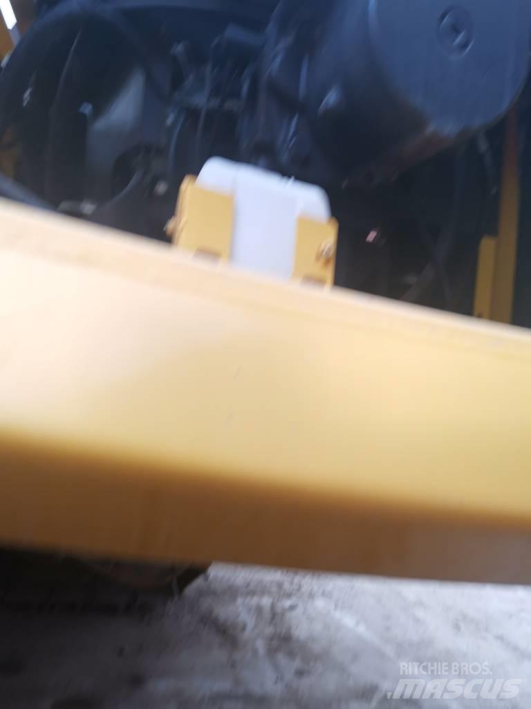 Komatsu PC 450-8 Gravemaskiner på larvebånd
