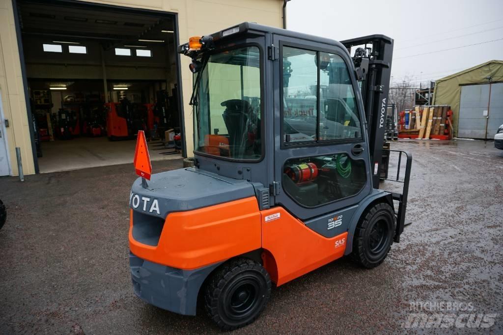 Toyota 52-8FDJF35 Diesel gaffeltrucks