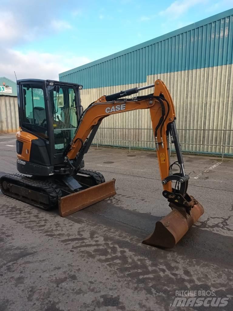 CASE CX 25 D Minigravemaskiner