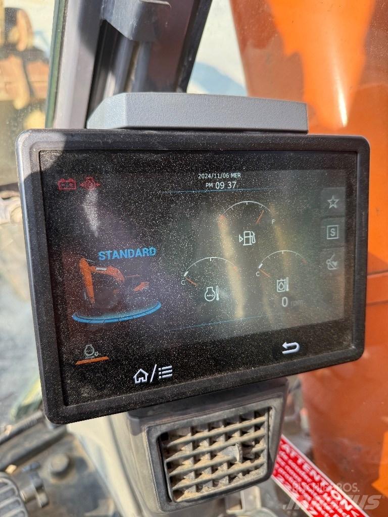 Doosan DX 420 LC Gravemaskiner på larvebånd