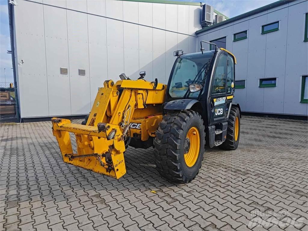 JCB 542-70 Teleskoplæssere til landbrug