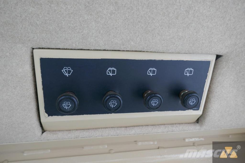 CAT D9R Ex-army Bulldozer på larvebånd