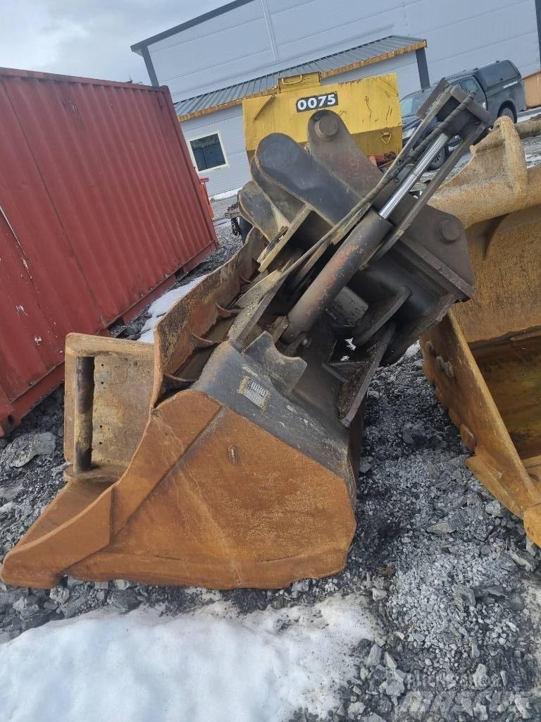 Komatsu HB 365 LC Gravemaskiner på larvebånd