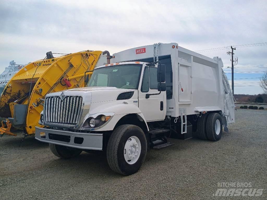 International 7400 Renovationslastbiler