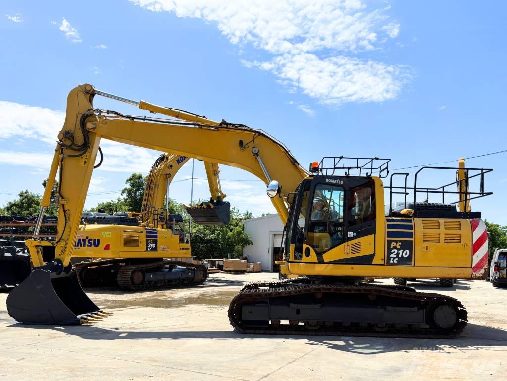 Komatsu PC210LC-11 Gravemaskiner på larvebånd