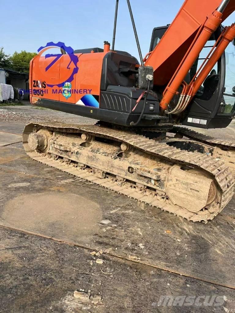 Hitachi ZX 200-5 G Gravemaskiner på larvebånd