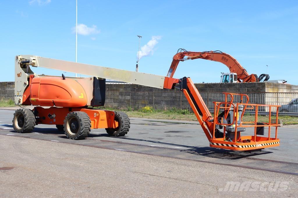 JLG 800AJ Bomlifte med knækarm