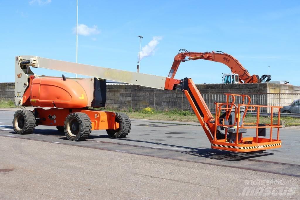 JLG 800AJ Bomlifte med knækarm