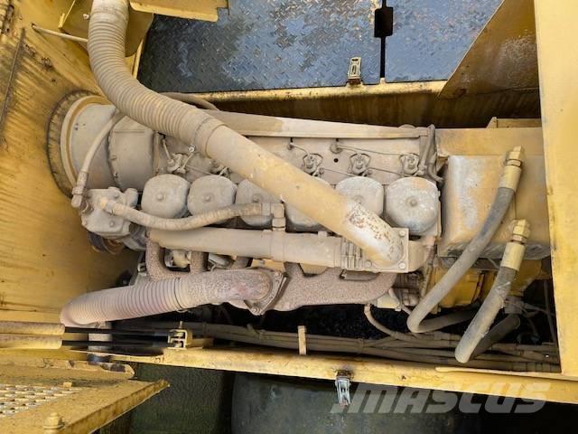 CAT PS 300 Tromle med luftdæk