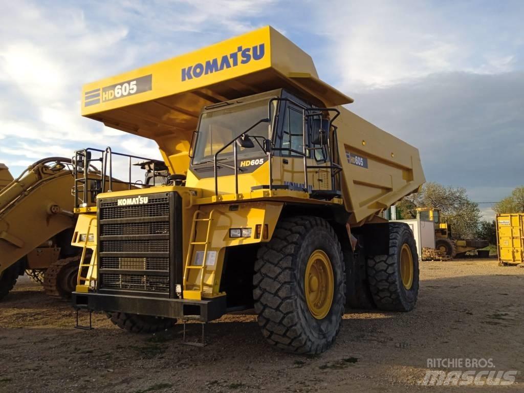 Komatsu HD 605-7E0 Knækstyrede dumpere