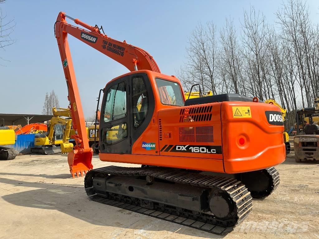 Doosan DX160LC Gravemaskiner på larvebånd
