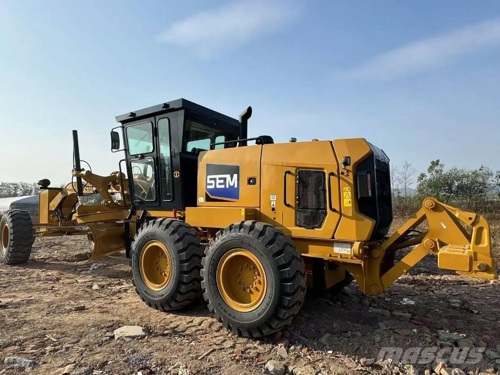 SEM 919 Vejhøvle / Gradere