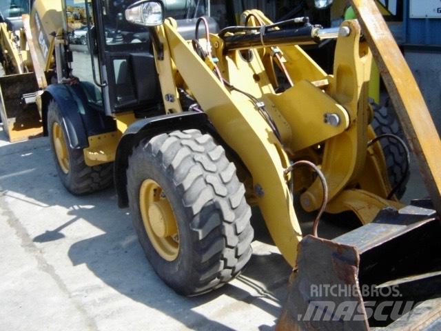 CAT 906 M Læssemaskiner på hjul