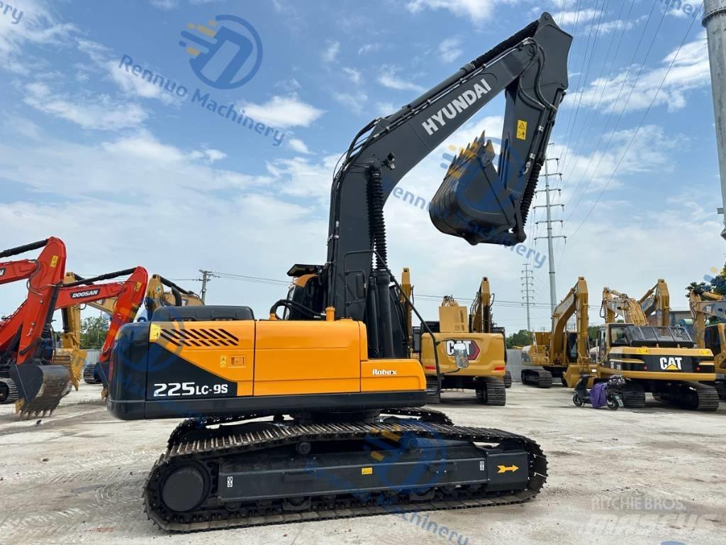 Hyundai 225LC-9S Gravemaskiner på larvebånd