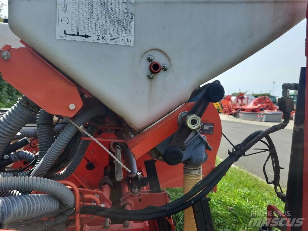 Kuhn Planter 3 Enkornssåmaskiner